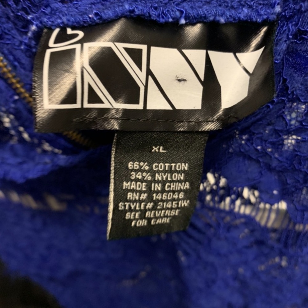 Blue Top - Picture 6 of 6